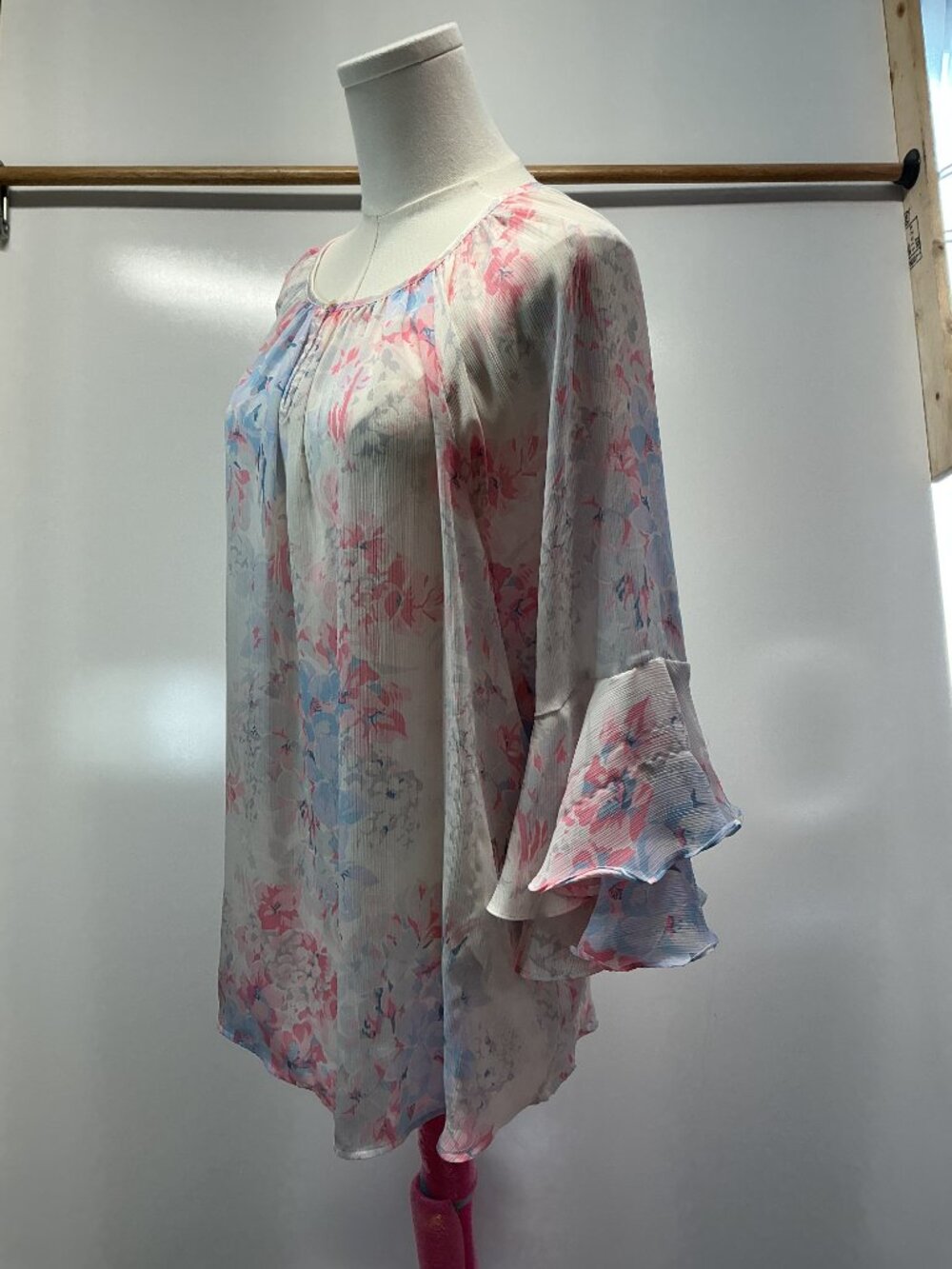 Chaps Floral Chiffon Blouse Women's XXL Pink Blue Ruffle Sleeve Sheer Blouse - Picture 5 of 16